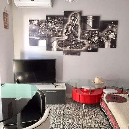 Modern Seaside Apartment 700 Mt From Beach Эль-Пуэрто-де-Санта-Мария Экстерьер фото